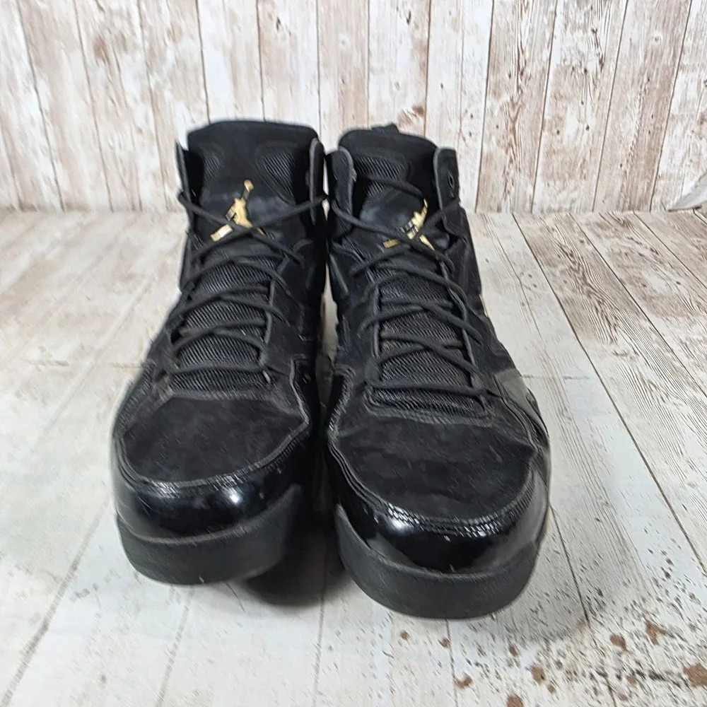 Jordan Flight Club 91‎ Mens Black Metallic Gold Sneakers 555475-031 Size 13